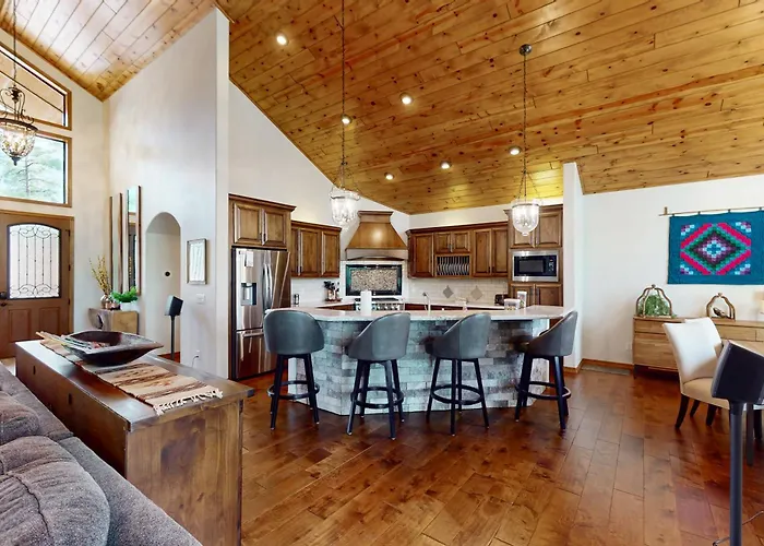 Tranquil Torreon Pines And Fairway Hideaway Holiday home *