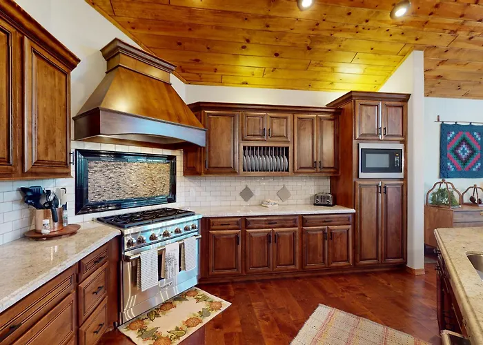 Tranquil Torreon Pines And Fairway Hideaway Holiday home