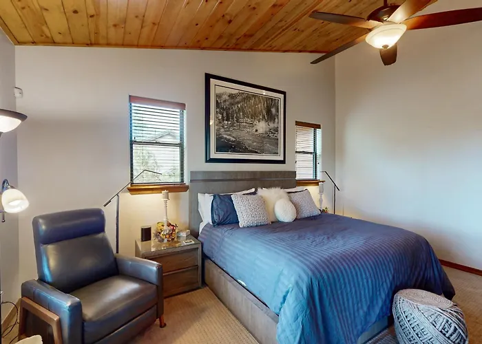 Tranquil Torreon Pines And Fairway Hideaway Holiday home *